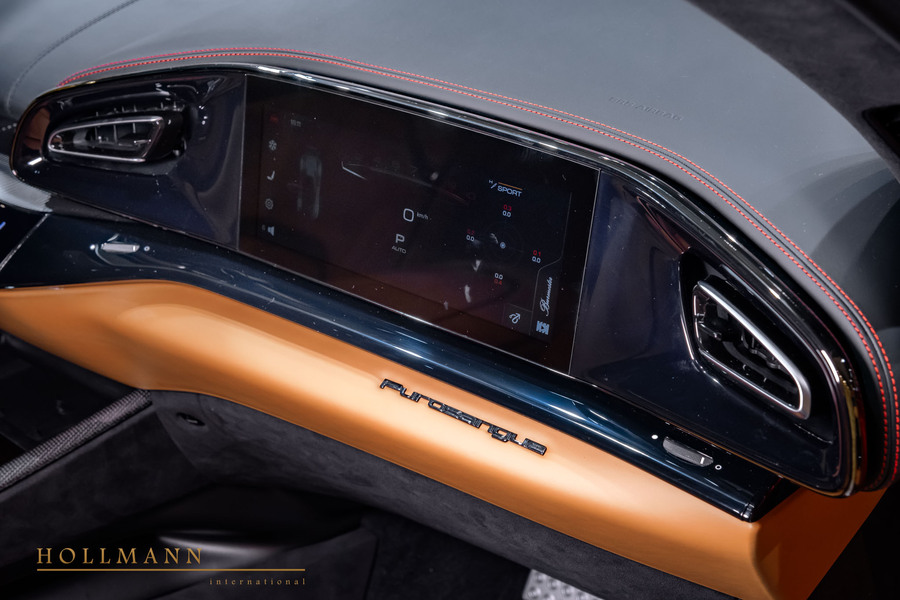 Vehicle view 28