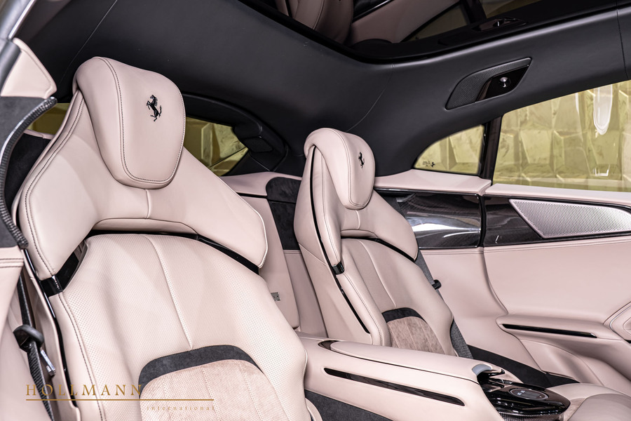 Vehicle view 12