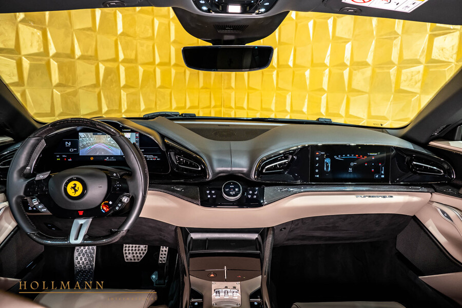 Vehicle view 16