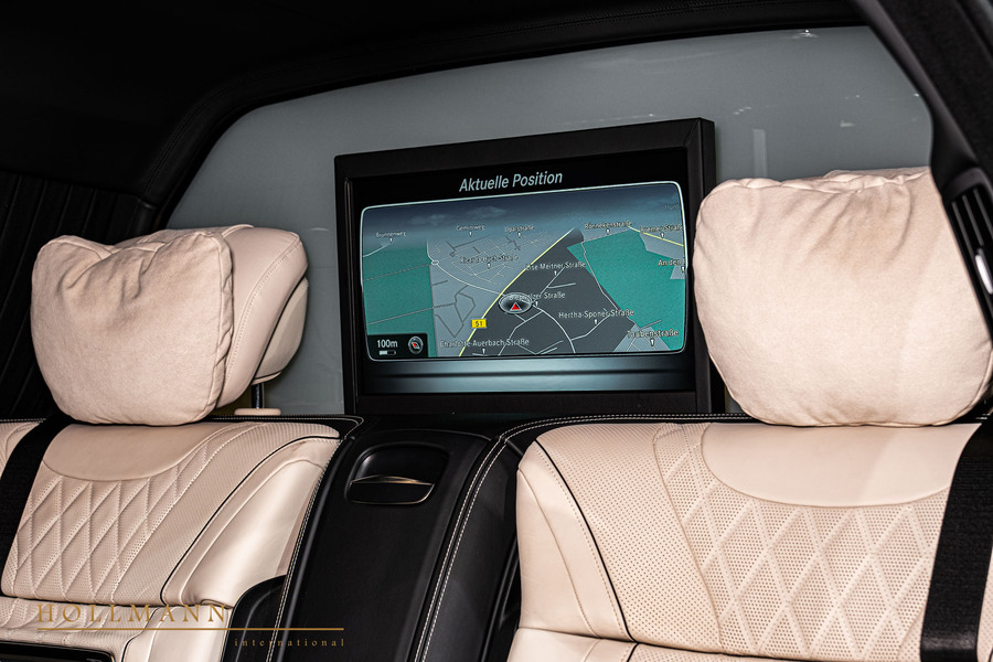 Vehicle view 18