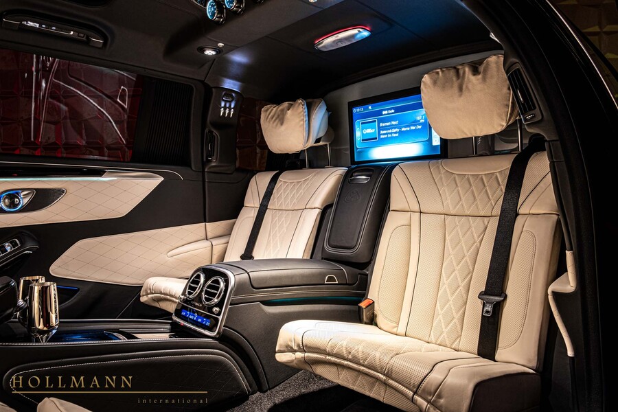 Vehicle view 14