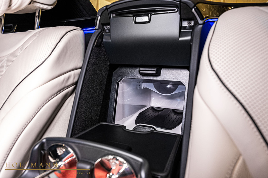 Vehicle view 23