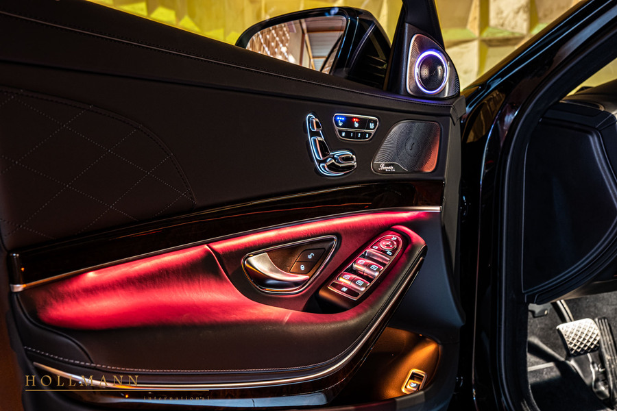Vehicle view 19