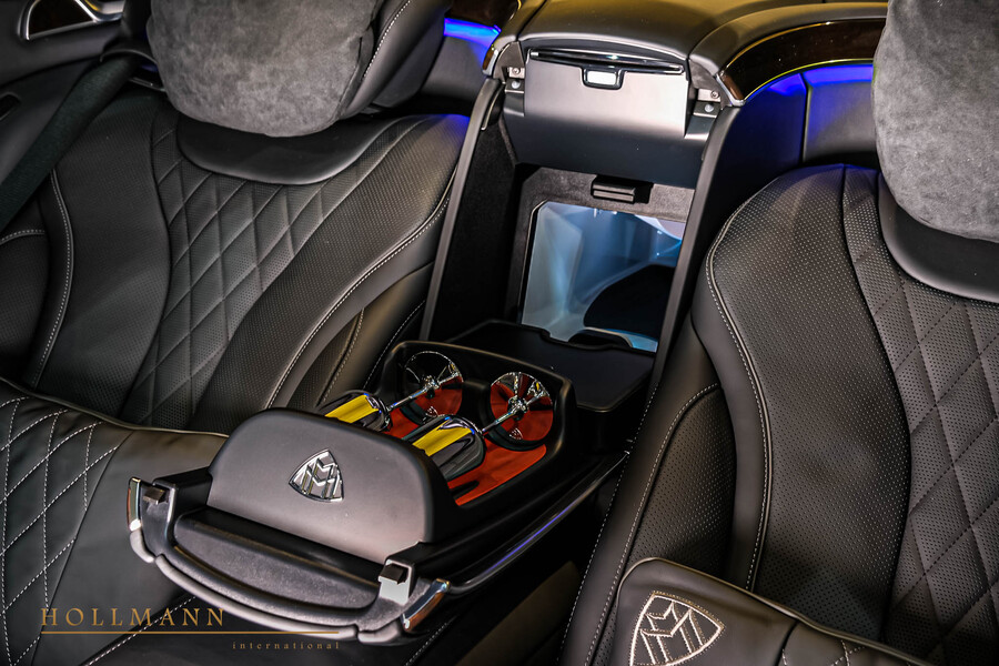 Vehicle view 23