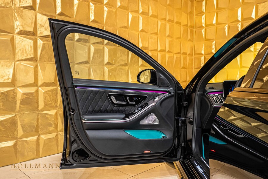 Vehicle view 13