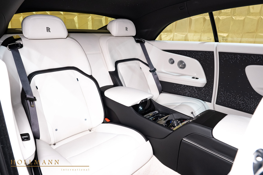 Vehicle view 13