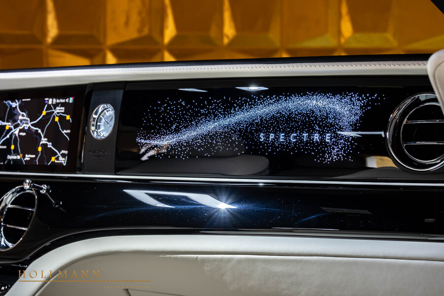 Vehicle view 18