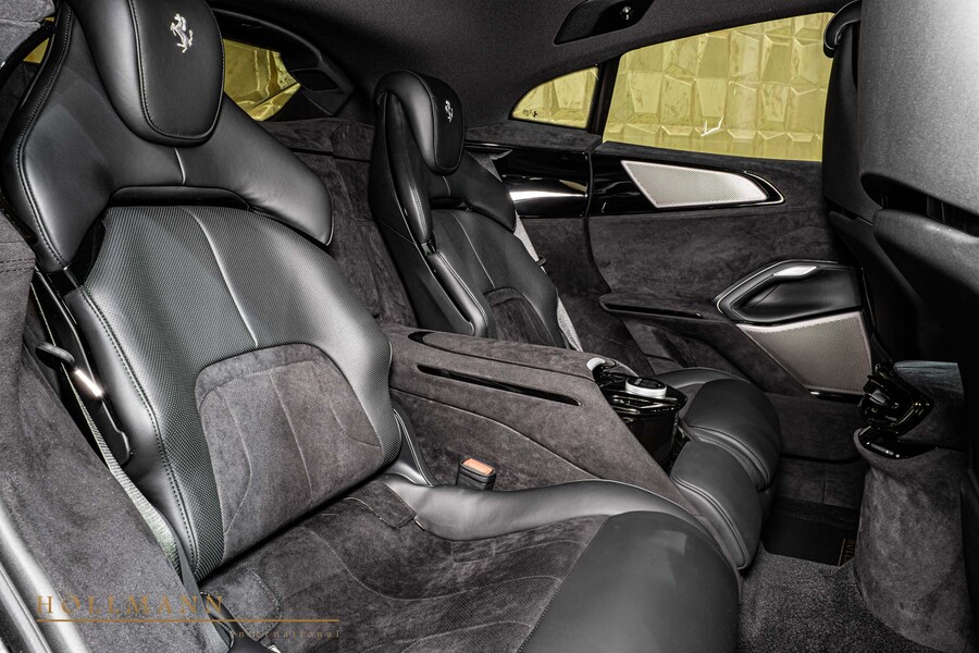 Vehicle view 18