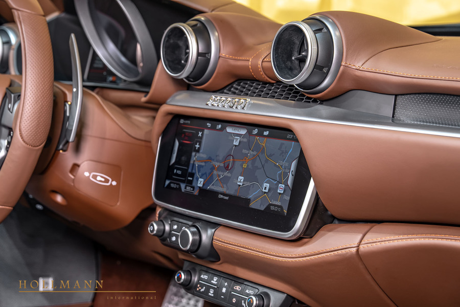 Vehicle view 11