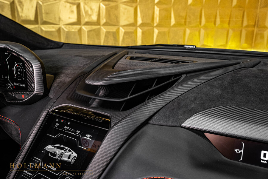 Vehicle view 17