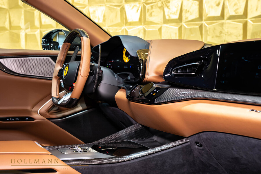 Vehicle view 14