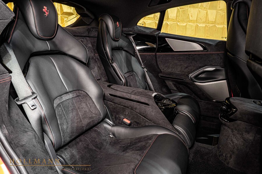 Vehicle view 14