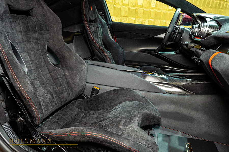Vehicle view 23