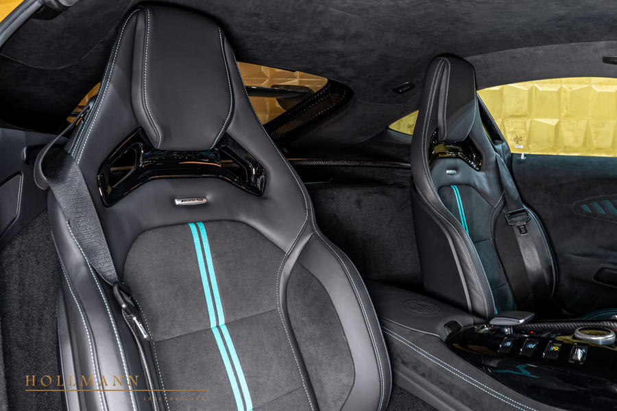 Vehicle view 16
