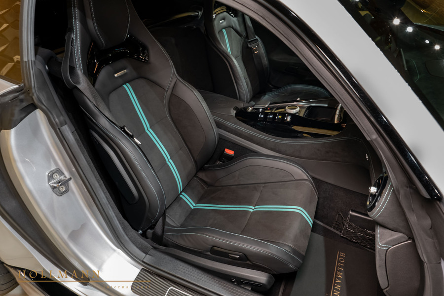 Vehicle view 17