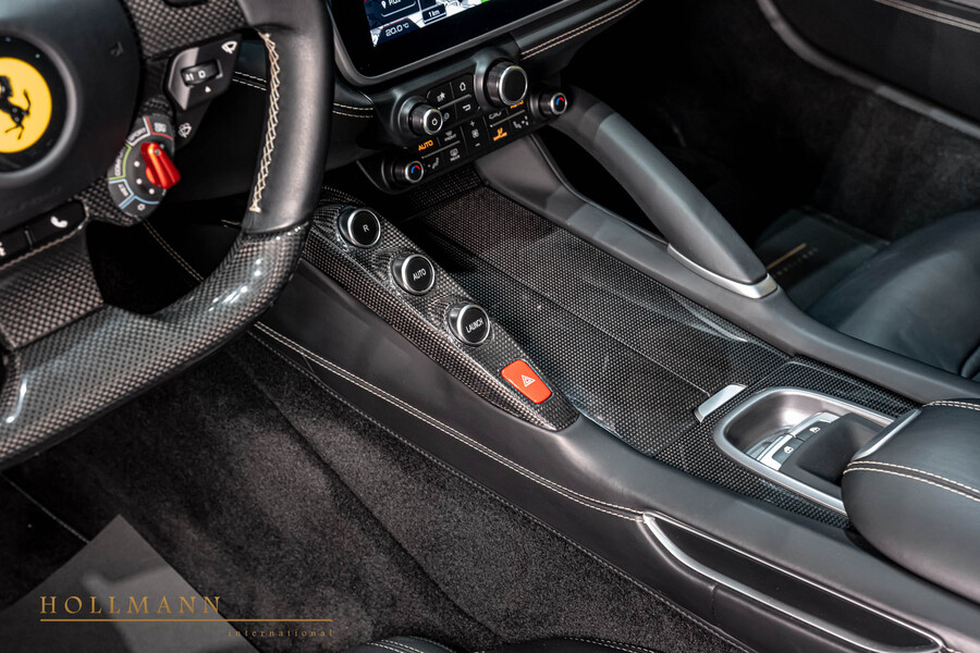 Vehicle view 14