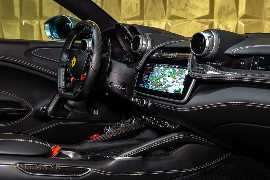 Vehicle view 19