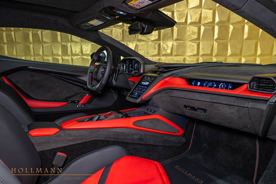 Vehicle view 9