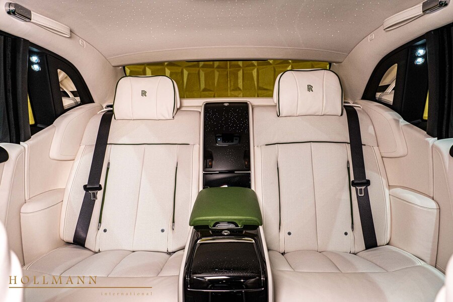 Vehicle view 18