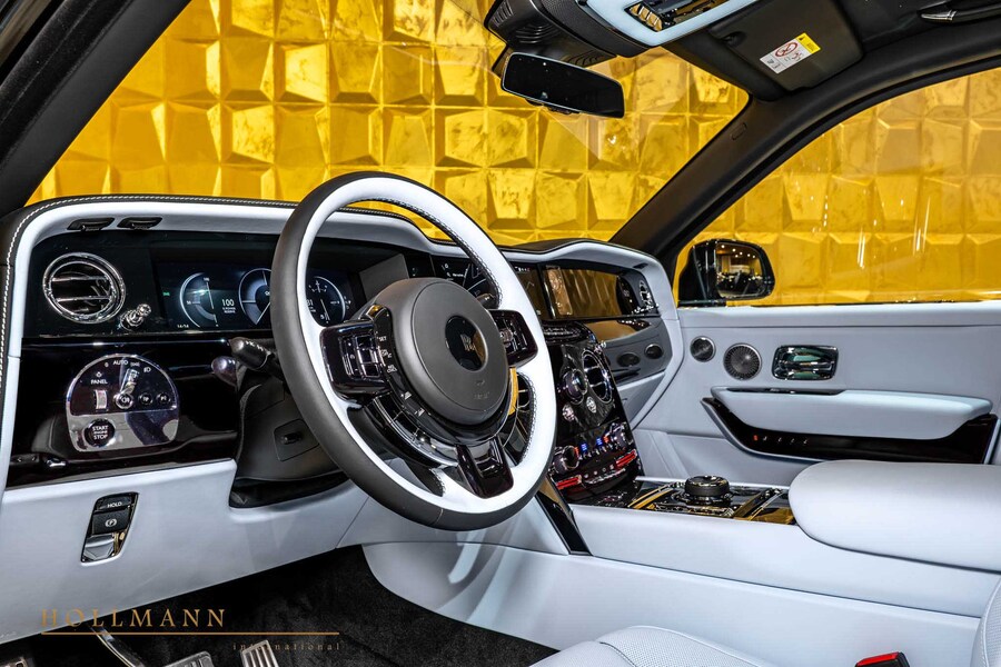 Vehicle view 9