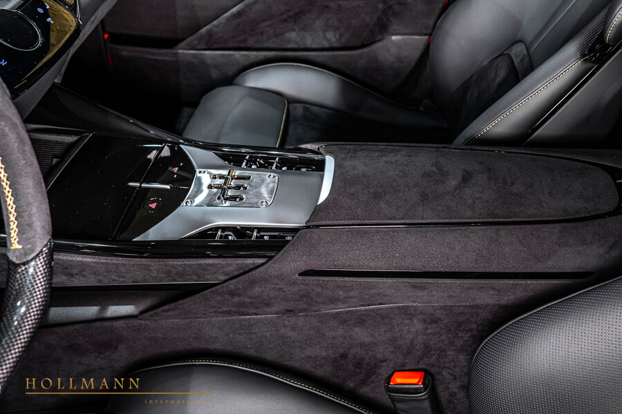 Vehicle view 18