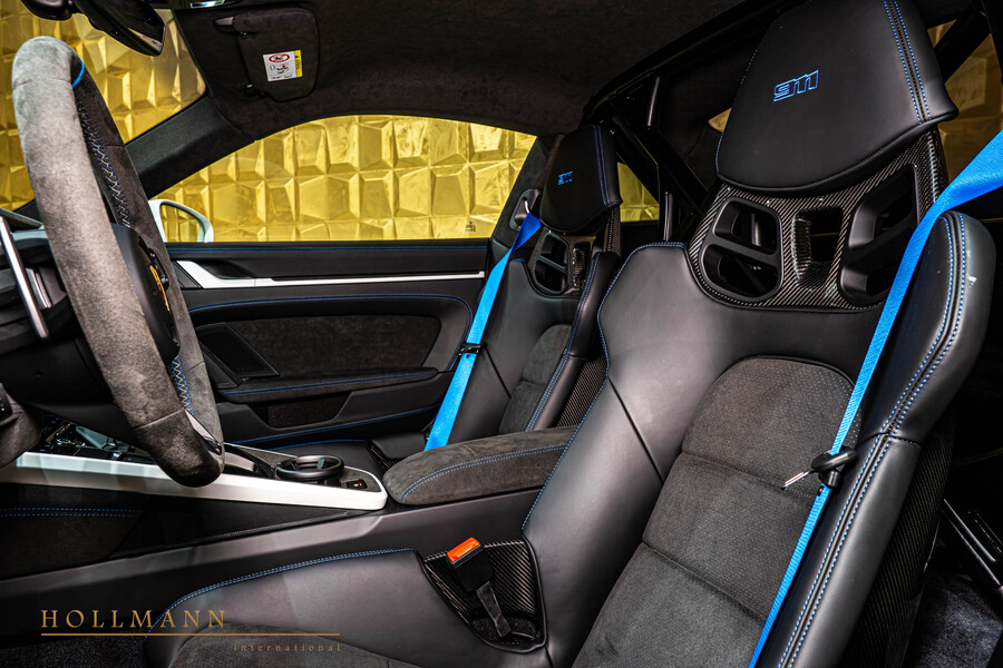 Vehicle view 8