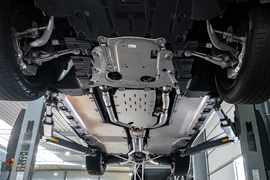 Vehicle view 6