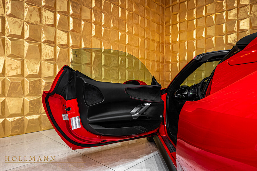 Vehicle view 8