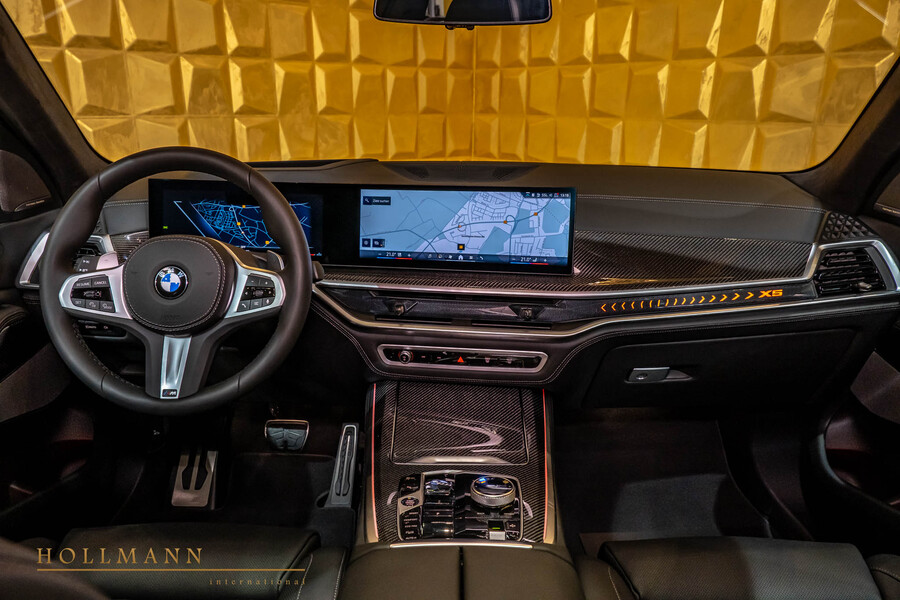 Vehicle view 12