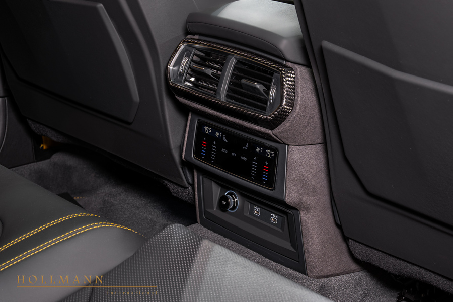 Vehicle view 23