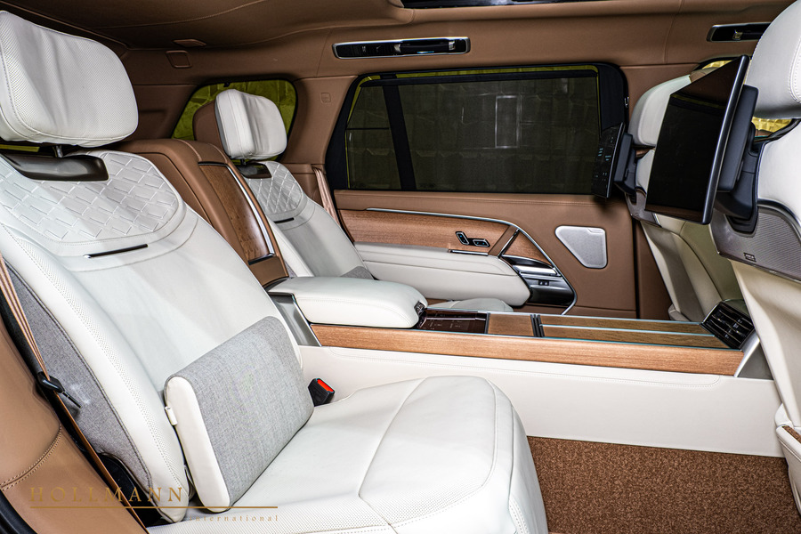 Vehicle view 18