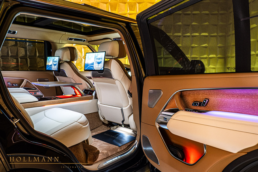 Vehicle view 8