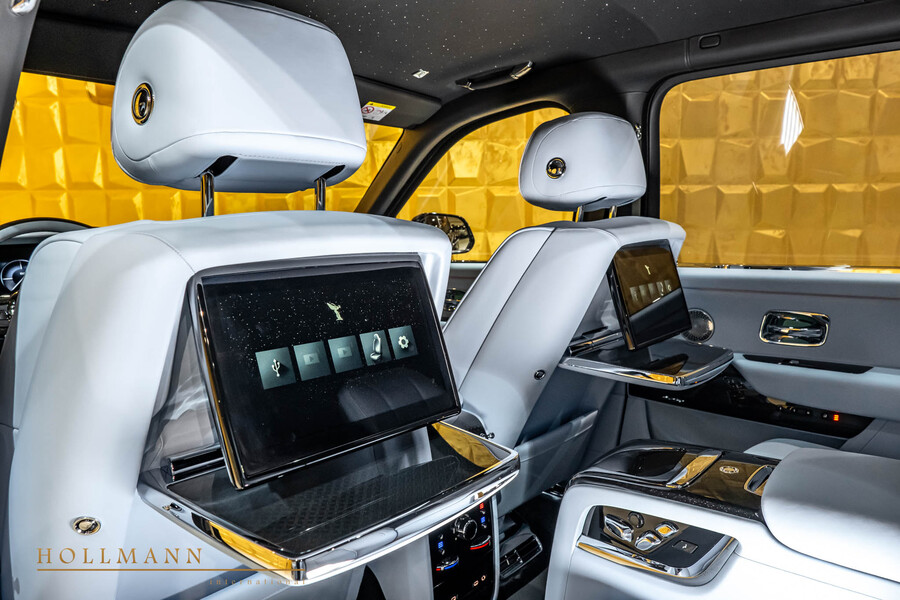 Vehicle view 27
