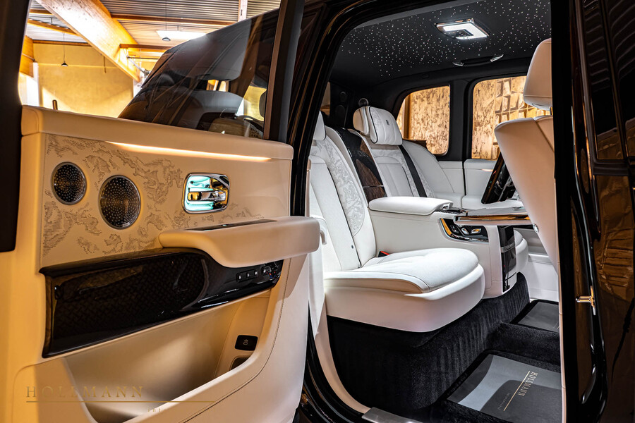Vehicle view 25