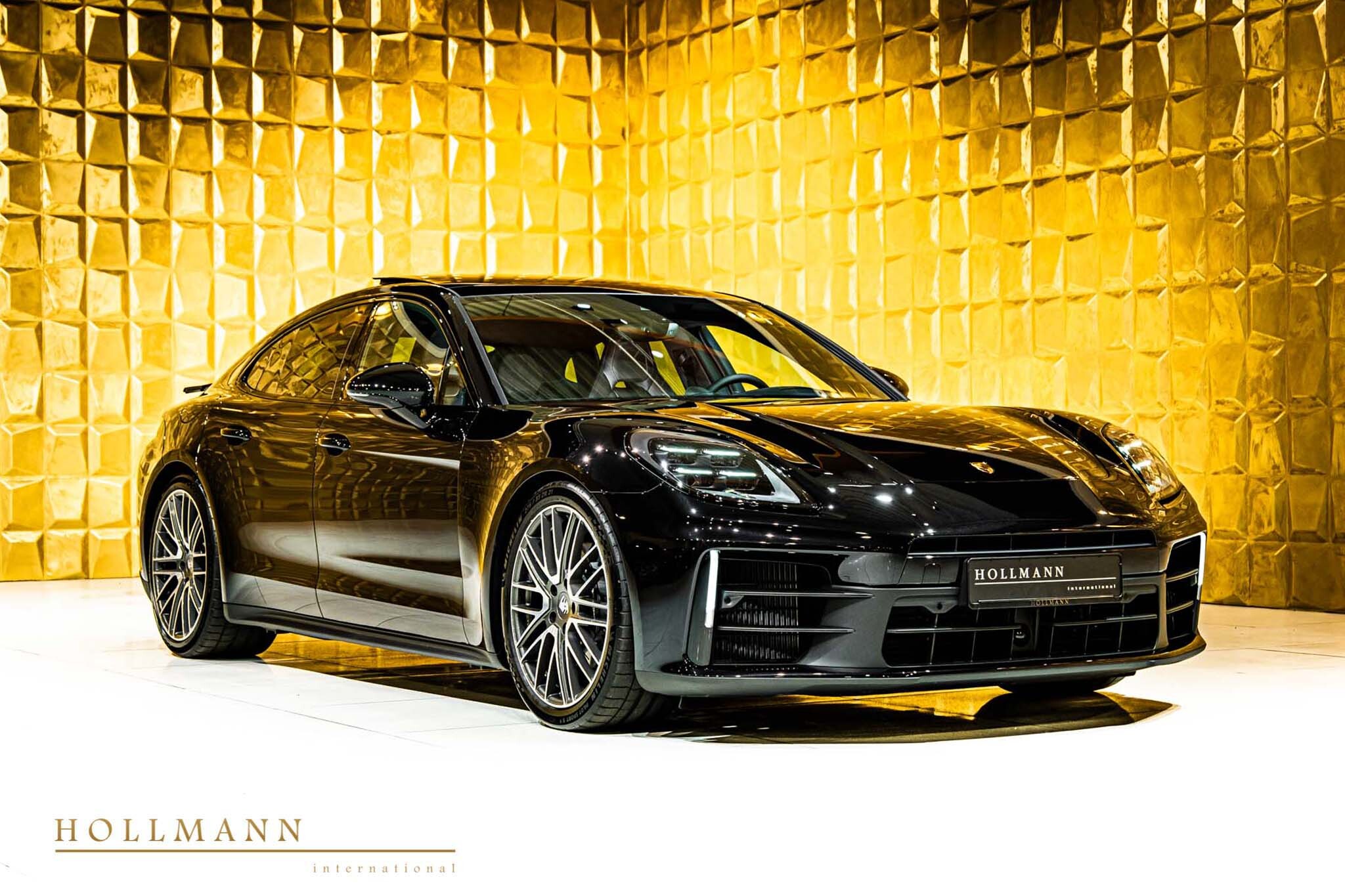 Porsche PANAMERA MOMENT カタログ Hollmann International - Vehicle - Porsche Panamera 4