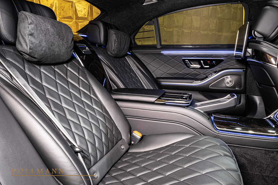Vehicle view 25