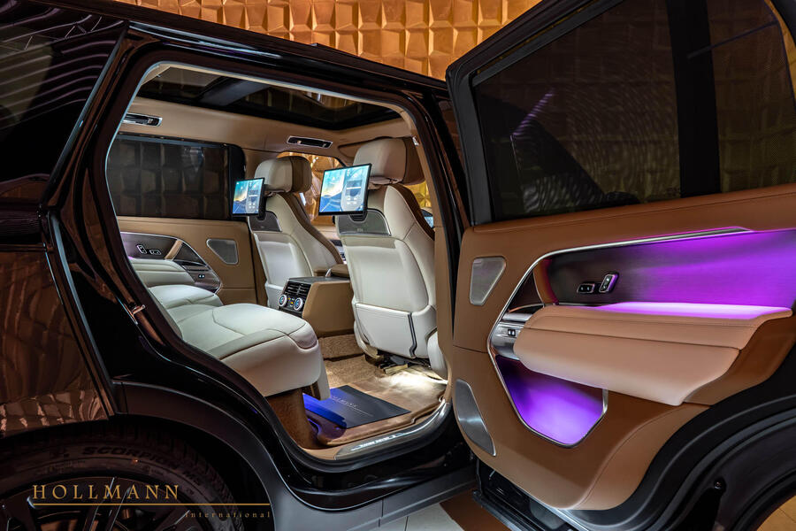 Vehicle view 9
