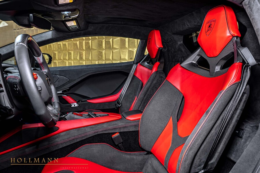 Vehicle view 18