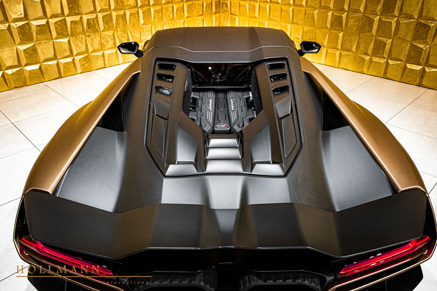 Vehicle view 18