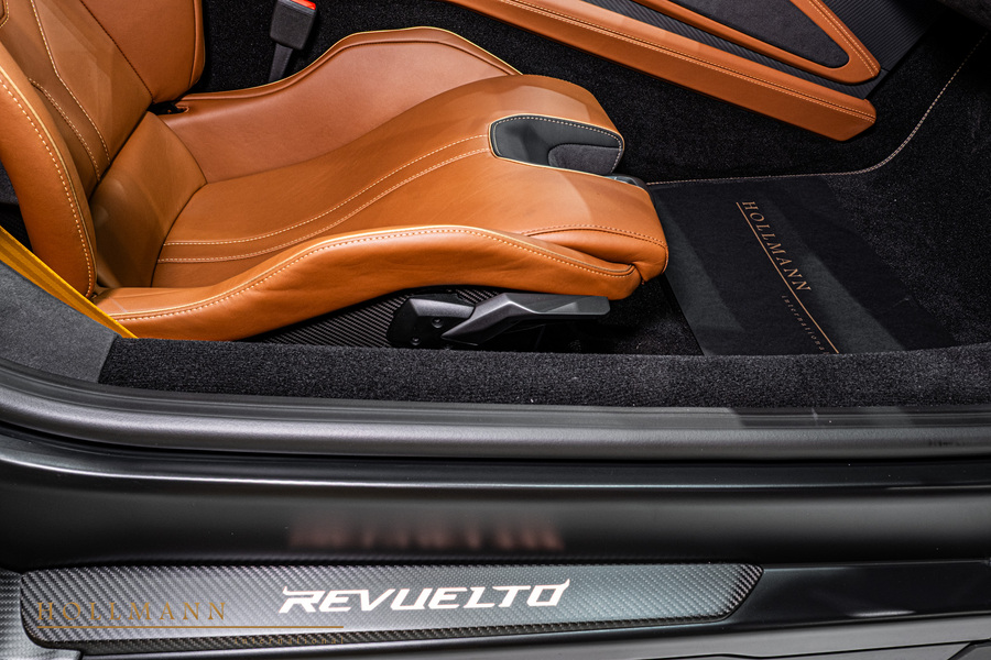 Vehicle view 27