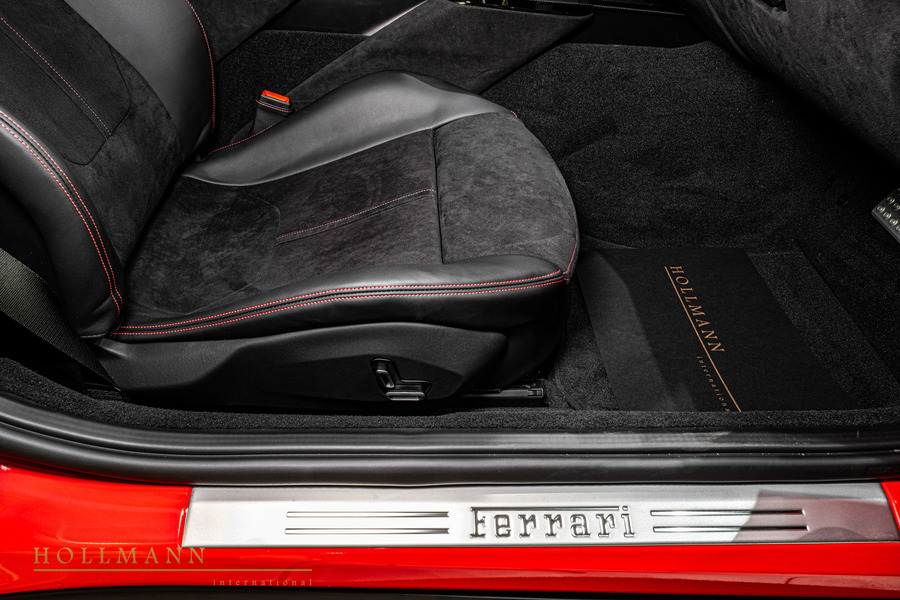 Vehicle view 13