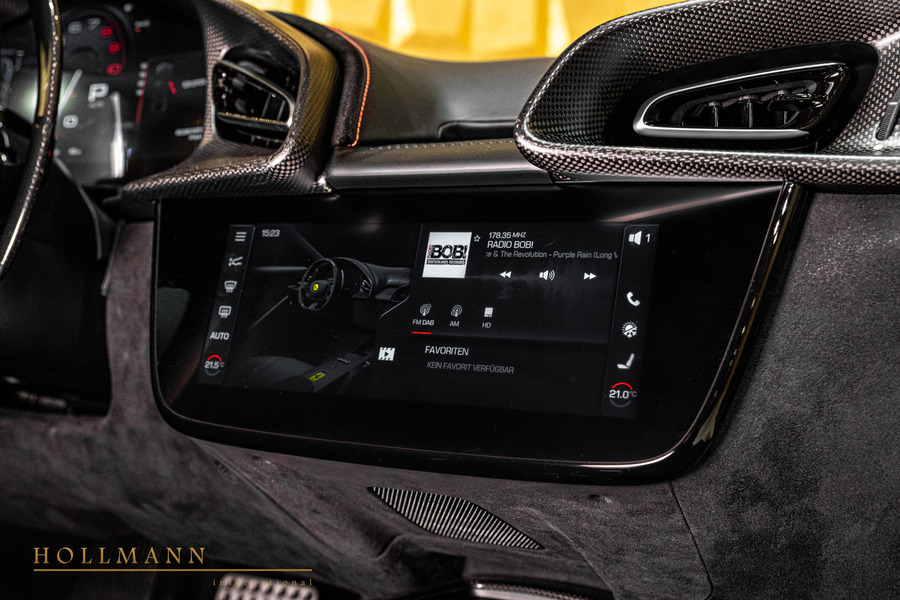 Vehicle view 17