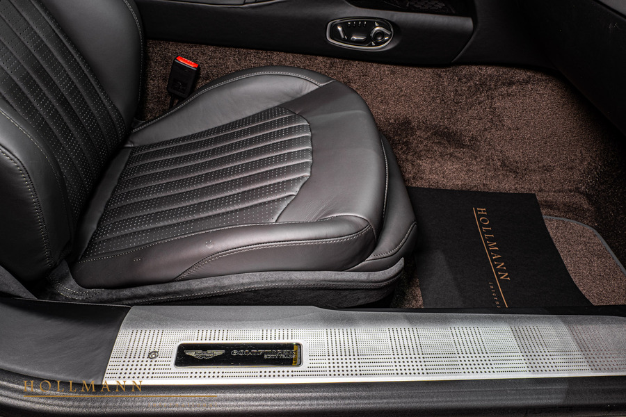 Vehicle view 24