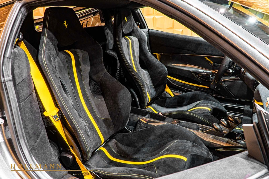 Vehicle view 9