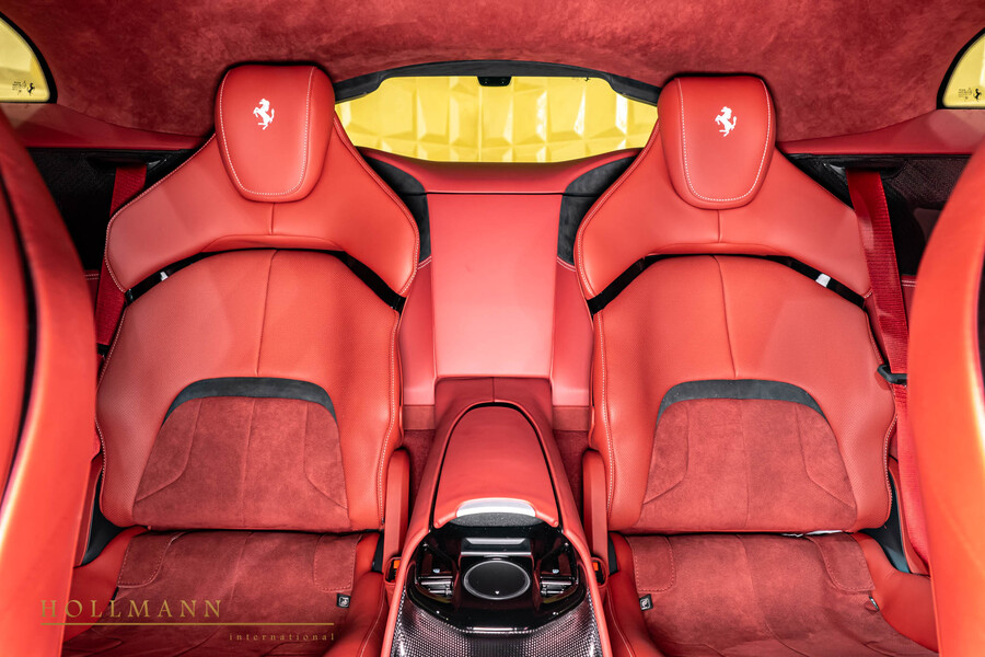Vehicle view 25