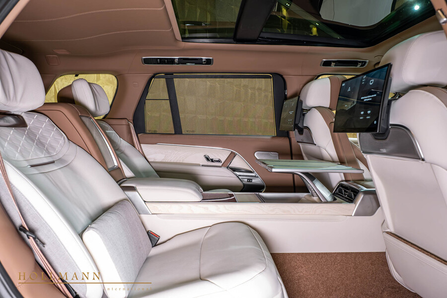 Vehicle view 23