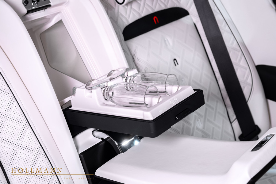 Vehicle view 19
