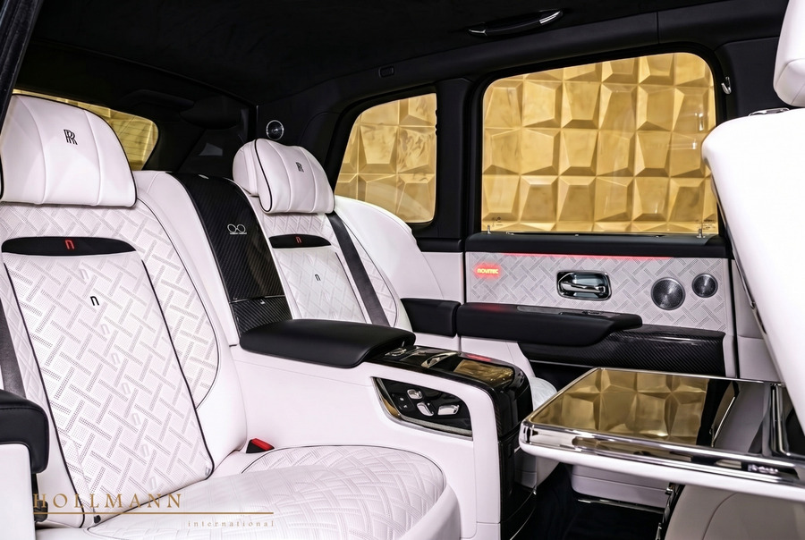 Vehicle view 25