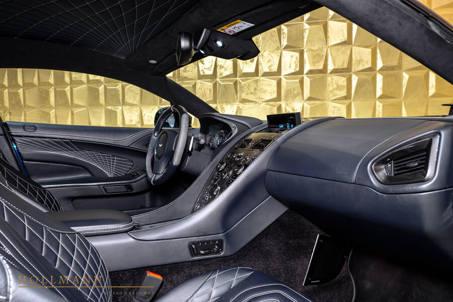 Vehicle view 16