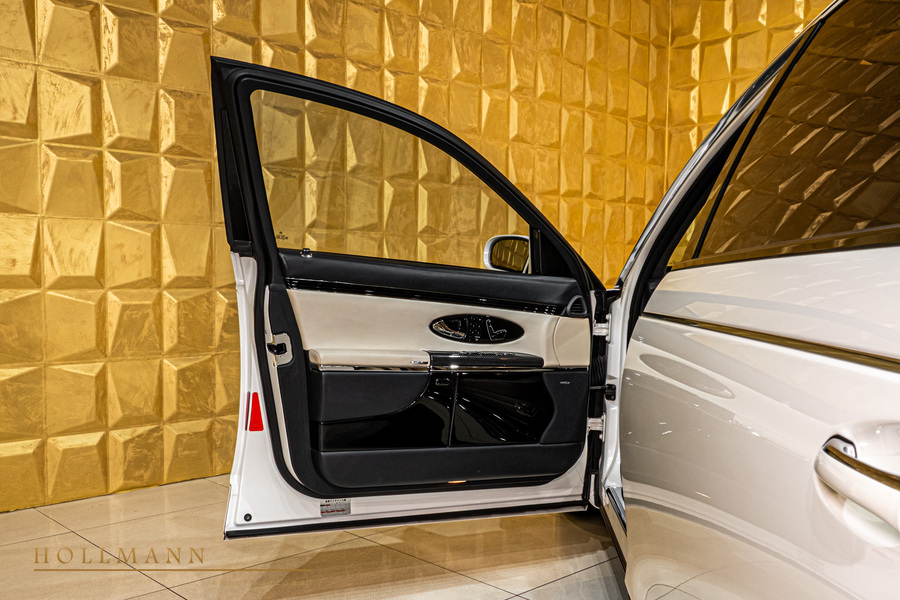 Vehicle view 12